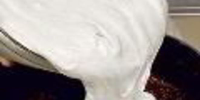 Рецепт миндальный торт с малиной