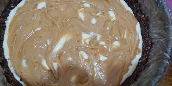 Рецепт молочный торт с карамелью и шоколадом