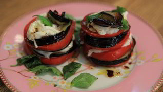 Рецепт Наполеон из овощей и сыра буррата