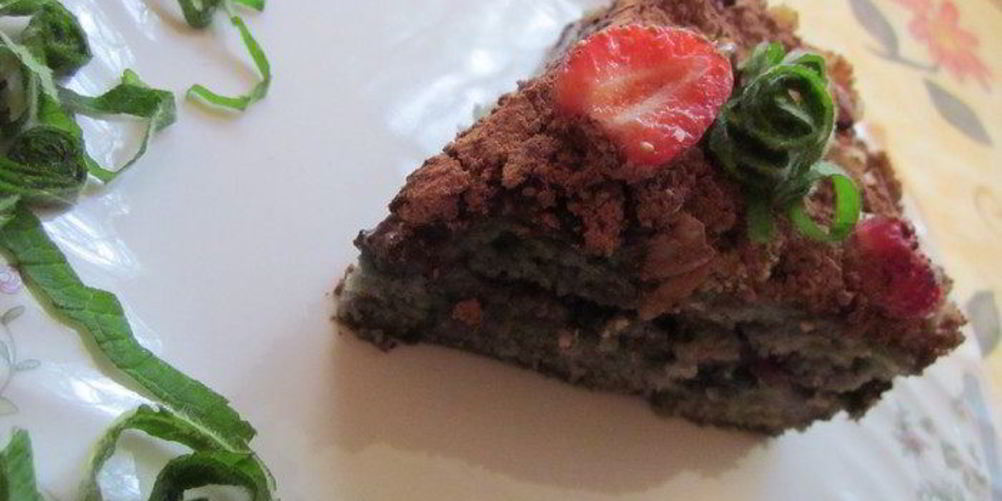 Как приготовить постный торт с черничной начинкой и миндалем