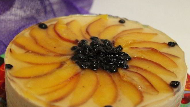 Рецепт Торт чернично-персиковое суфле