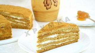 Рецепт Торт Медовик со сметанно-сливочным кремом