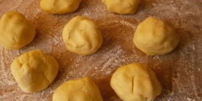 Рецепт торт на сковороде со сгущенкой