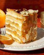 Торт с песочными коржами и кремом