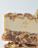 Творожный торт с орехами