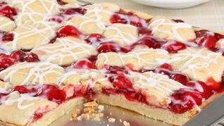 Рецепт Выпечка с вишней