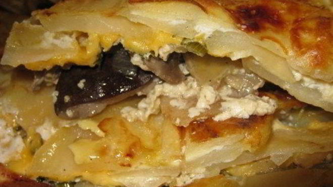 Рецепт Картофельная запеканка с грибами и сыром