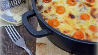 Рецепт Куриная запеканка из спагетти под корочкой из сыра Джюгас