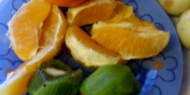 Рецепт овсяная запеканка с соусом из киви и апельсина