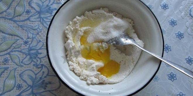 Рецепт творожная запеканка с ягодами под абрикосовым соусом