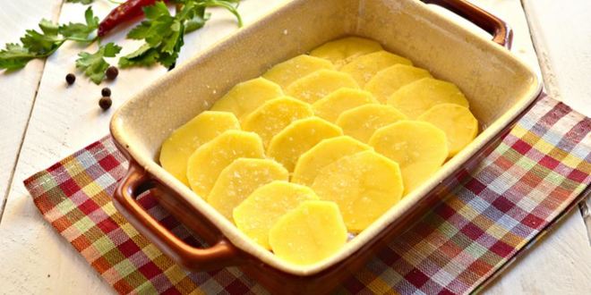 Рецепт запеканки иза куриной грудок с картофелема