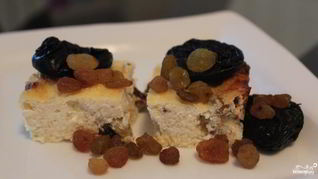 Рецепт Запеканка из творога с сухофруктами