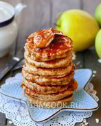 Жареные яблоки в тесте