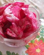 Капуста со свеклой в банках