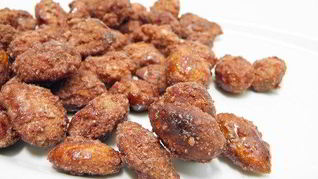 Рецепт Хрустящие орехи в кокосовой стружке и карри