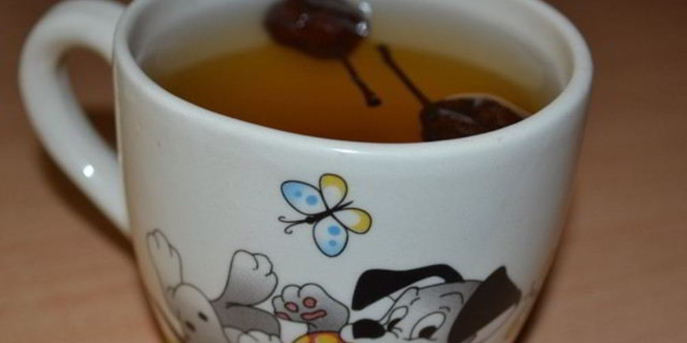 Как приготовить компот из сухофруктов для ребенка