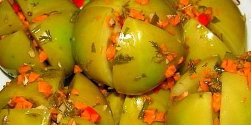 Как приготовить квашеные зеленые помидоры