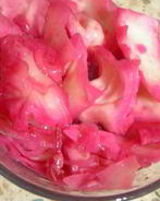 Капуста маринованная с бураком