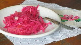 Рецепт Капуста маринованная со свеклой