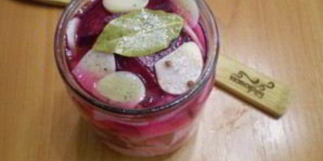 Рецепт маринованная капуста со свеклой и чесноком