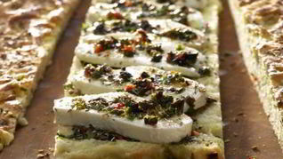 Рецепт Маринованная моцарелла и фокаччо