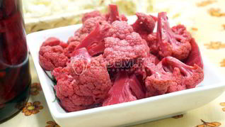 Рецепт Маринованная цветная капуста со свеклой