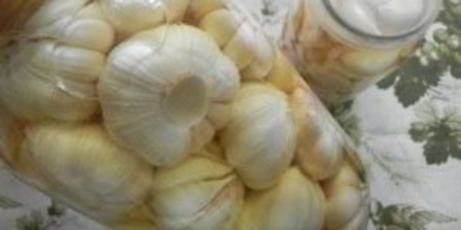 Рецепт маринованный чеснок головками