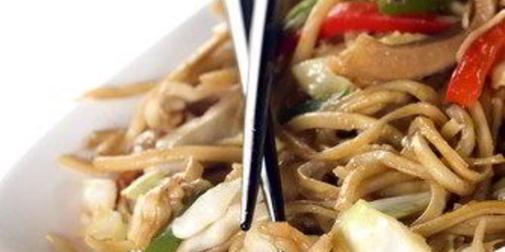 Как приготовить маринованные овощи с соевым соусом, чесноком и чили