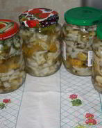 Огурчики маринованные