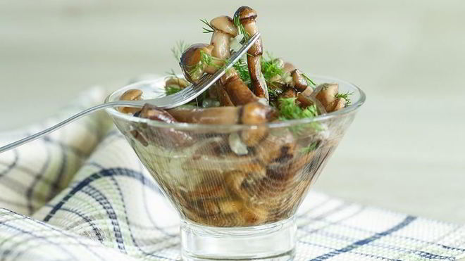 Рецепт Опята маринованные с луком