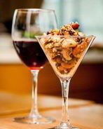 Пряные орехи с чесноком и имбирем