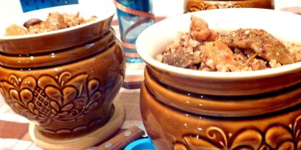 Как приготовить сушеные грибы в горшочках