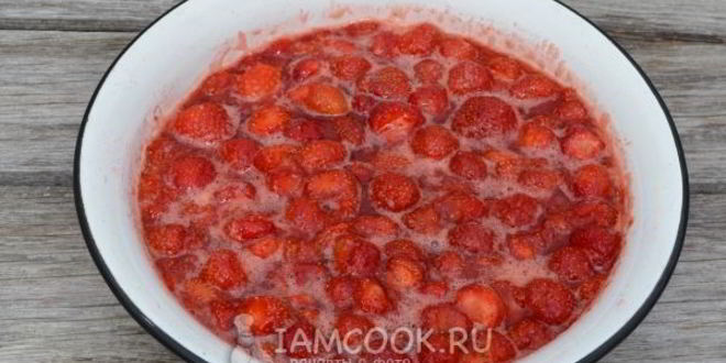 Рецепт клубничное варенье без варки ягод