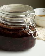 Клубничное варенье с черным перцем