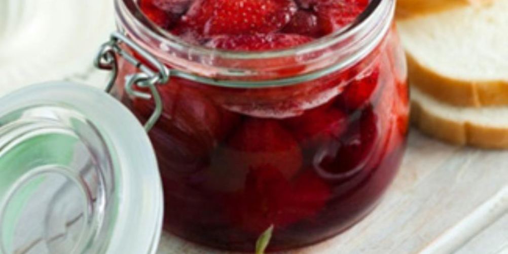 Как приготовить клубничное варенье в мультиварке