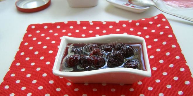 Рецепт простое варенье из вишни с косточкой