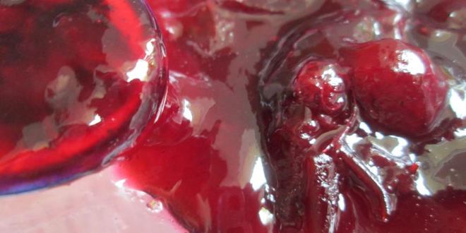 Рецепт сливовое варенье с пряностями в вине