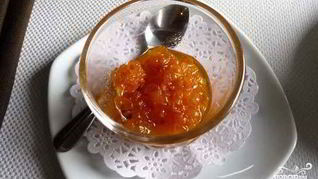 Рецепт Варенье из морошки с белым вином