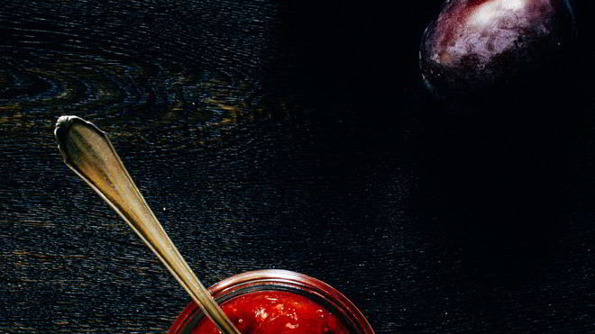 Рецепт Варенье из слив с орехами