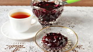 Рецепт Варенье из замороженной черной смородины