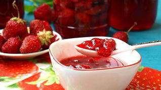 Рецепт Варенье пятиминутка с целой клубникой