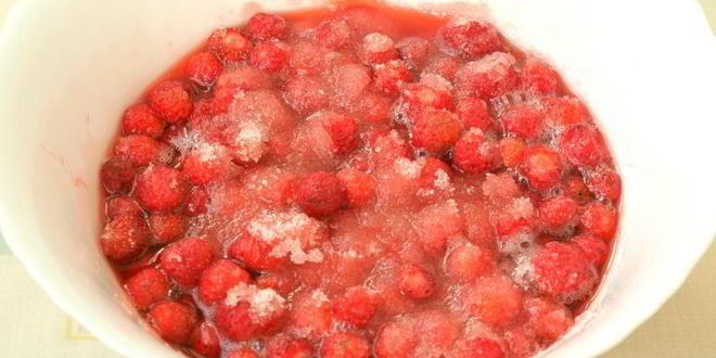 Рецепт варенье пятиминутка с целой клубникой