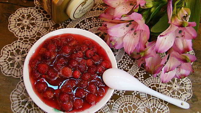 Рецепт Земляничное варенье густое