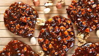 Рецепт Жареные орехи в медовой глазури и индийских специях