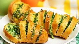 Рецепт Батон с сыром и чесноком