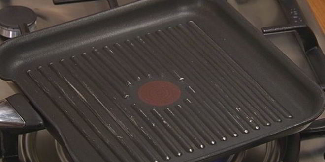 Рецепт бутерброд с сардинками и помидорами