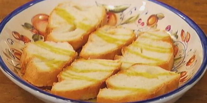 Рецепт бутерброд с сардинками и помидорами