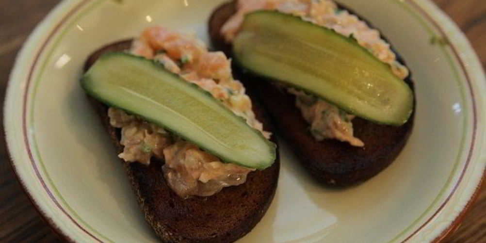 Рецепт острые бутерброды с семгой, лососем, форелью