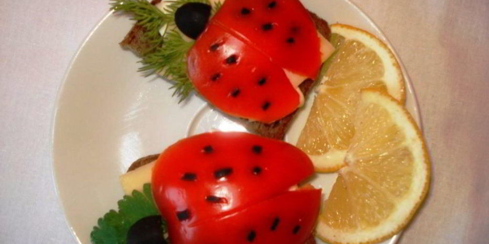 Как приготовить бутерброды божья коровка