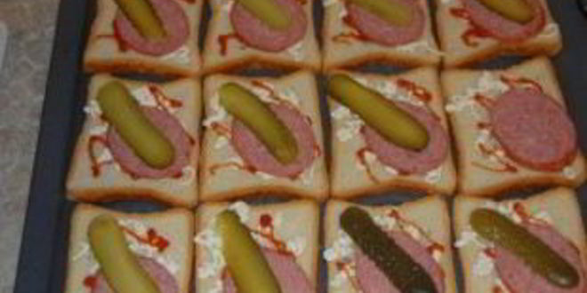 Рецепт бутерброды горячие с колбасой и сыром